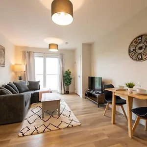 Fantastic 1 Bed In , Crawley (West Sussex) United Kingdom